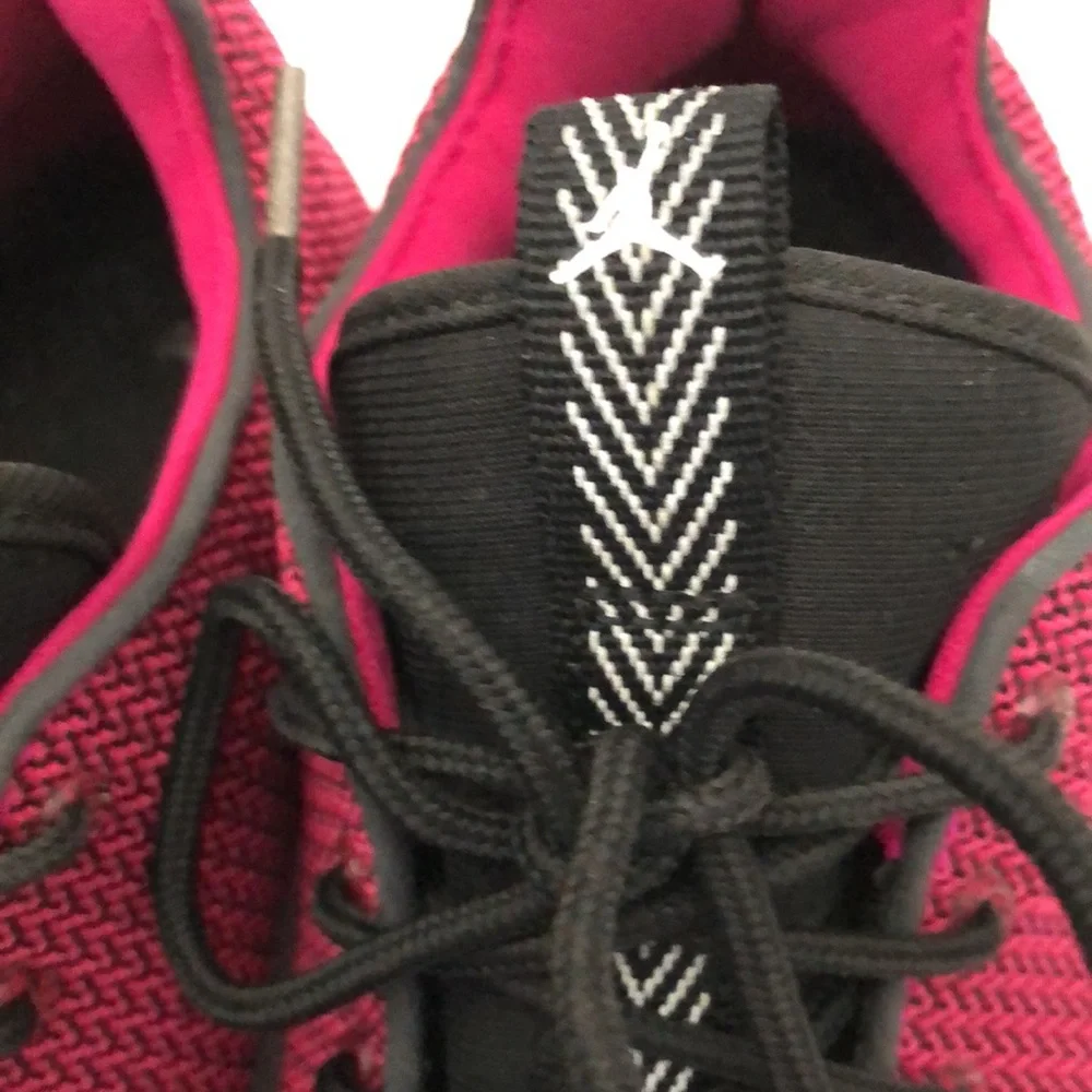 NIKE JORDAN ECLIPSE FUCHSIA TRAINERS RUNNING SNEAKERS MENS SIZE 8Y